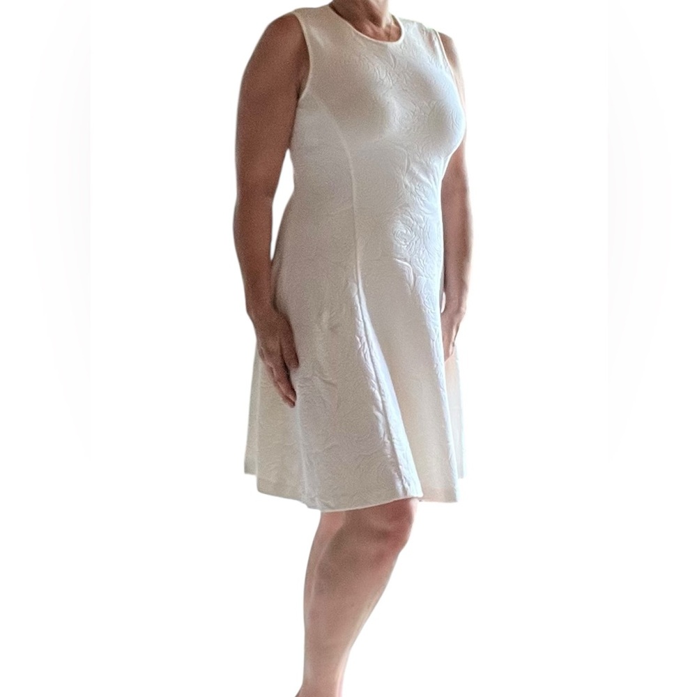 Theory Cream, Off White, Knee-Length A-Line Skirt with embossed roses pattern